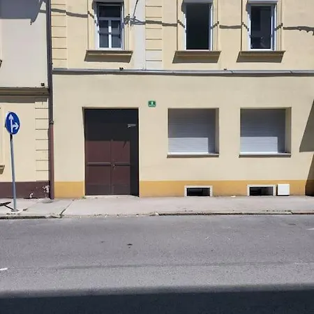 R.i.s.-rest In Siska Duplex Apartmán Lublaň