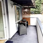 R.i.s.-rest In Siska Duplex Apartment