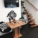 R.i.s.-rest In Siska Duplex *