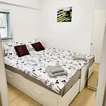 R.i.s.-rest In Siska Duplex לובליאנה
