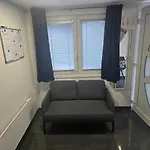 R.i.s.-rest In Siska Duplex דירה *