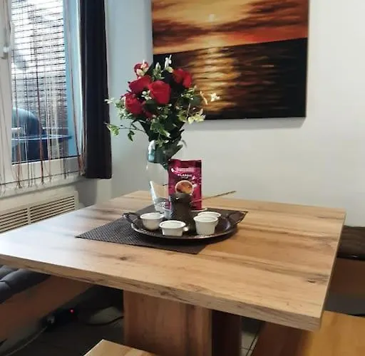 R.i.s.-rest In Siska Duplex Liubliana